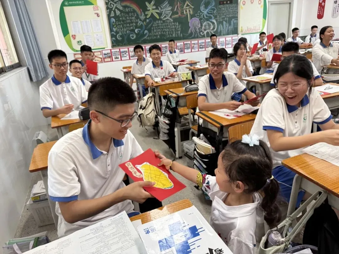 【校园联动】小小萌娃送祝福 暖心鼓劲迎中考 ——麻涌镇中心幼儿园走进“麻涌镇古梅第一中学”社区联动活动-第58张图片-四季读书网