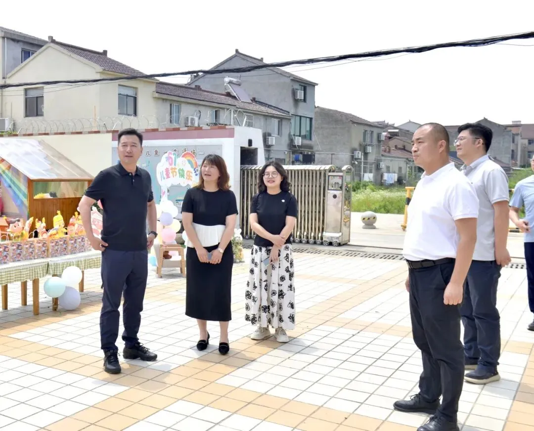 童心庆六一 鼓劲战中考 | 皇塘镇党委政府开展“六一”儿童节暨前走访慰问-第18张图片-四季读书网 童心庆六一 鼓劲战中考 | 皇塘镇党委政府开展“六一”儿童节暨前走访慰问-第18张图片-四季读书网