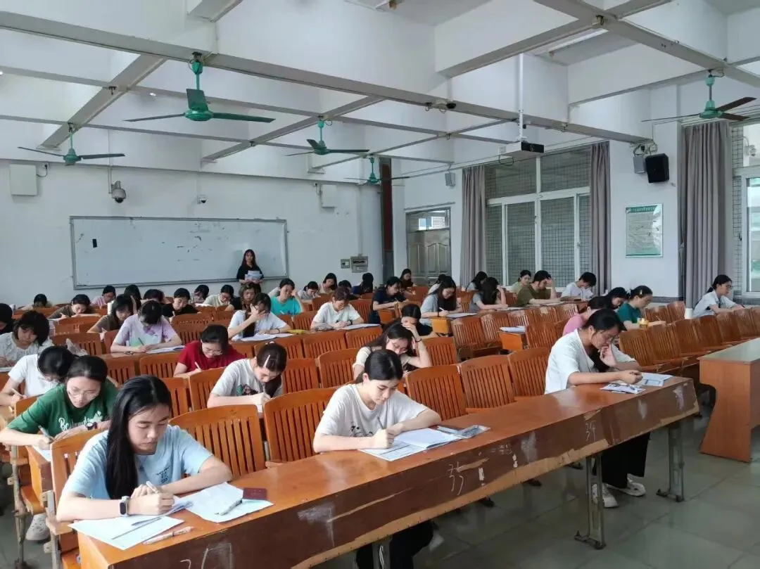 2026年上半年四六级模拟考总结回顾-第24张图片-四季读书网