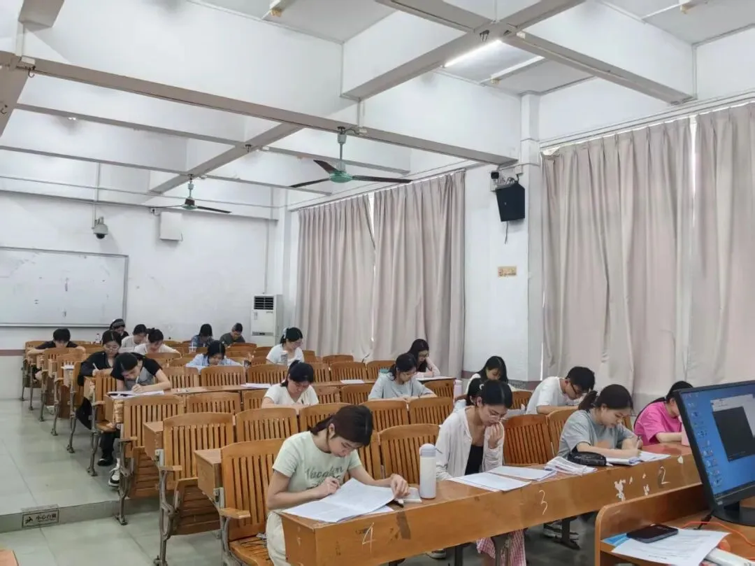 2026年上半年四六级模拟考总结回顾-第33张图片-四季读书网