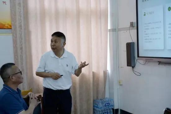 苍南e家教|暖心相伴赴征程 名师领航助中考——苍南县家庭教育家风主题宣传活动暨林甲针家庭教育名师工作室第四次活动圆满举行-第3张图片-四季读书网