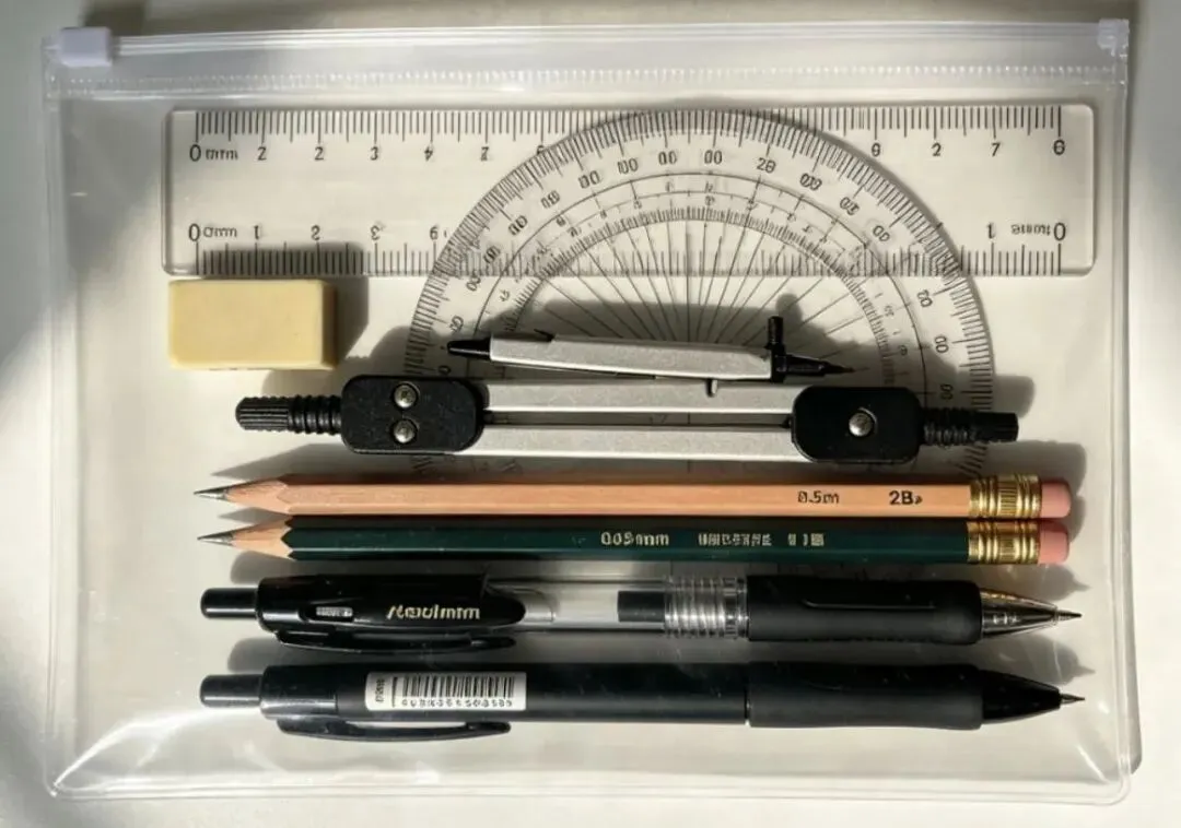 中考文具+禁带物品清单,错一件都可能影响考试-第1张图片-四季读书网 中考文具+禁带物品清单,错一件都可能影响考试-第1张图片-四季读书网