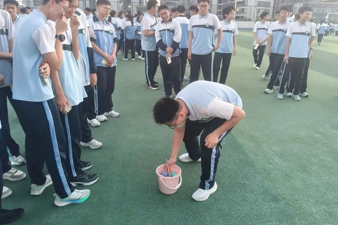 大脑休息室·中考充电站|九年级趣味减压赋能活动-第30张图片-四季读书网