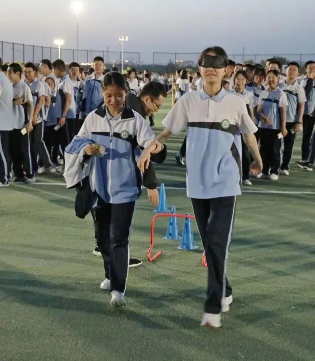 大脑休息室·中考充电站|九年级趣味减压赋能活动-第35张图片-四季读书网