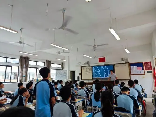 中考二模没考好,先别慌:往届黑马的秘密,都在“最后20天”-第21张图片-四季读书网 中考二模没考好,先别慌:往届黑马的秘密,都在“最后20天”-第21张图片-四季读书网