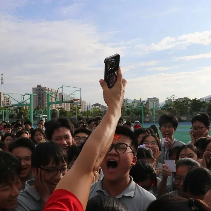 童真不落幕,中考再冲刺 | 塔山中学初三考前心理体育游园会圆满举行-第38张图片-四季读书网 童真不落幕,中考再冲刺 | 塔山中学初三考前心理体育游园会圆满举行-第38张图片-四季读书网