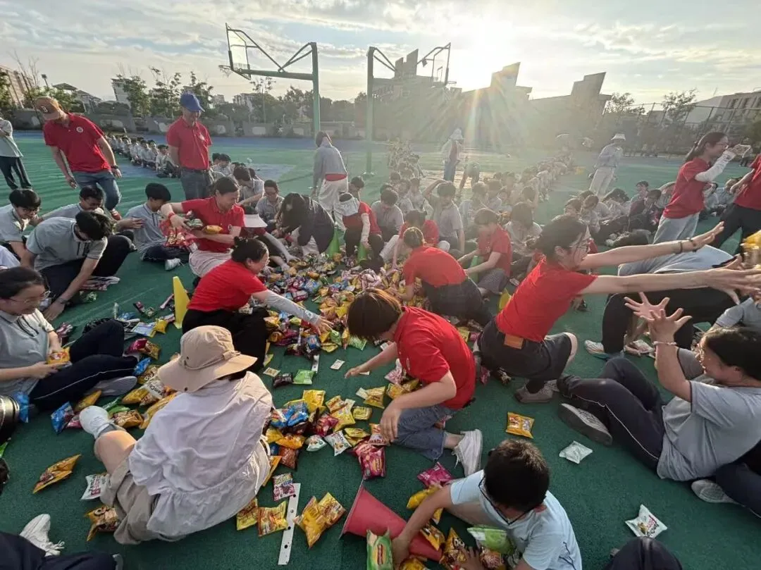 童真不落幕,中考再冲刺 | 塔山中学初三考前心理体育游园会圆满举行-第110张图片-四季读书网 童真不落幕,中考再冲刺 | 塔山中学初三考前心理体育游园会圆满举行-第110张图片-四季读书网