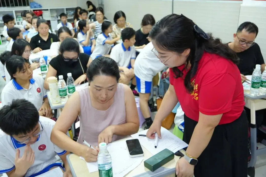 精准填报,为梦护航|花广金狮学校九年级中考志愿填报专题家长会圆满落幕!-第13张图片-四季读书网
