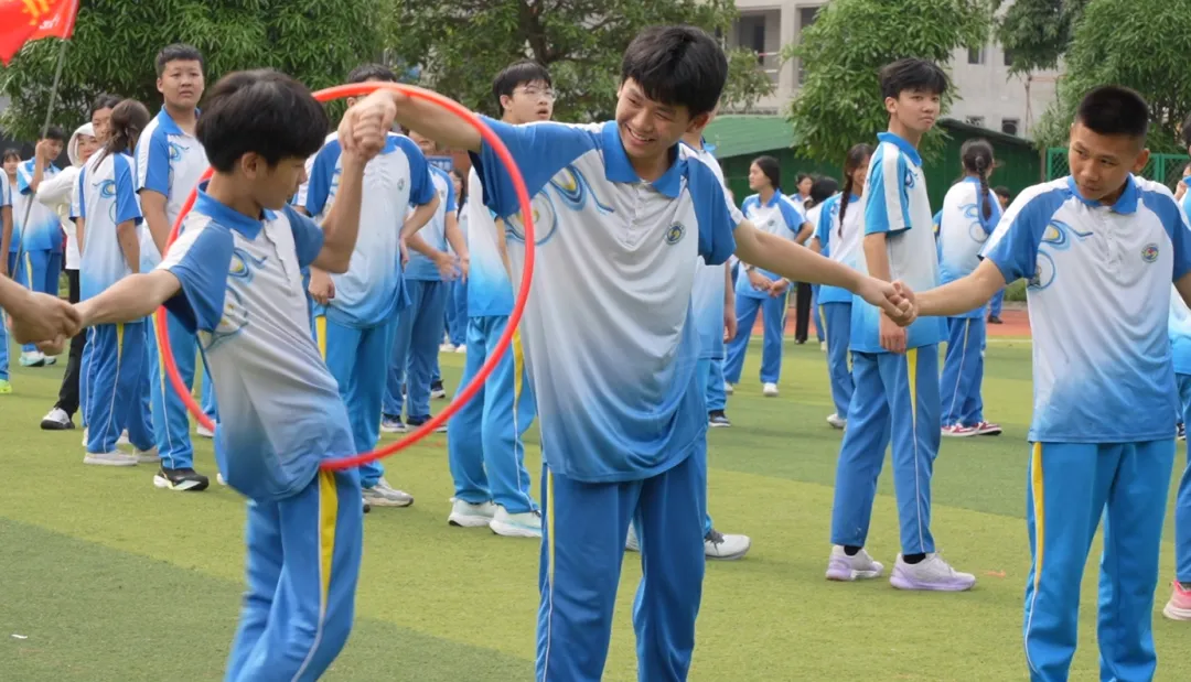 凝心聚力鼓干劲 暖心护航助中考 ——富宁县新华镇中心学校开展九年级考前减压活动-第15张图片-四季读书网