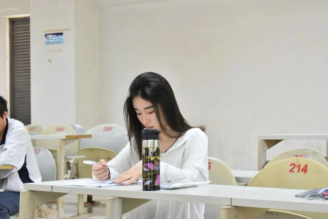 【双节进行时】第八届模拟考公技能大赛活动回顾-第15张图片-四季读书网