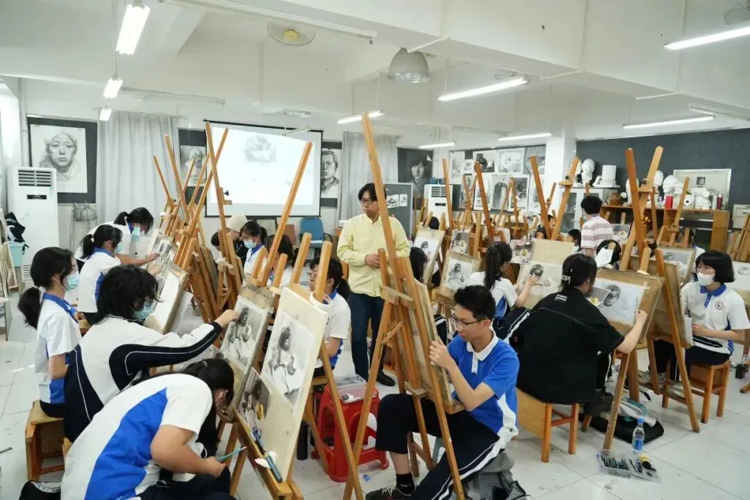 中考高中学校2026年招生简章-41:南头中学-第14张图片-四季读书网