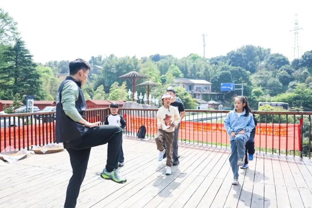 别让体育拖后腿!中考体育居家训练攻略,家长必看-第10张图片-四季读书网 别让体育拖后腿!中考体育居家训练攻略,家长必看-第10张图片-四季读书网