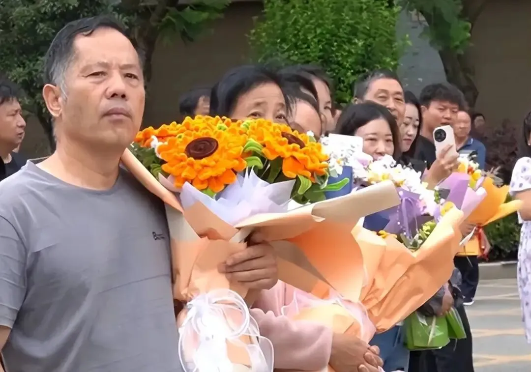 为什么一张高考试卷,居然能被中国护到国家绝密的级别?-第4张图片-四季读书网 为什么一张高考试卷,居然能被中国护到国家绝密的级别?-第4张图片-四季读书网
