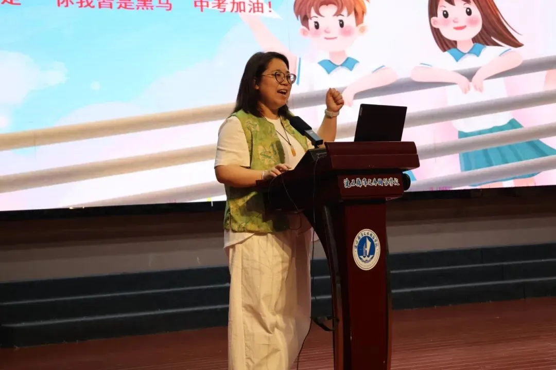 凝心聚力迎中考  温情相伴踏征程——涟水县淮文外国语学校滨河校区初三级部开展“激战零食场,轻松战考场”冲刺暖心活动-第6张图片-四季读书网