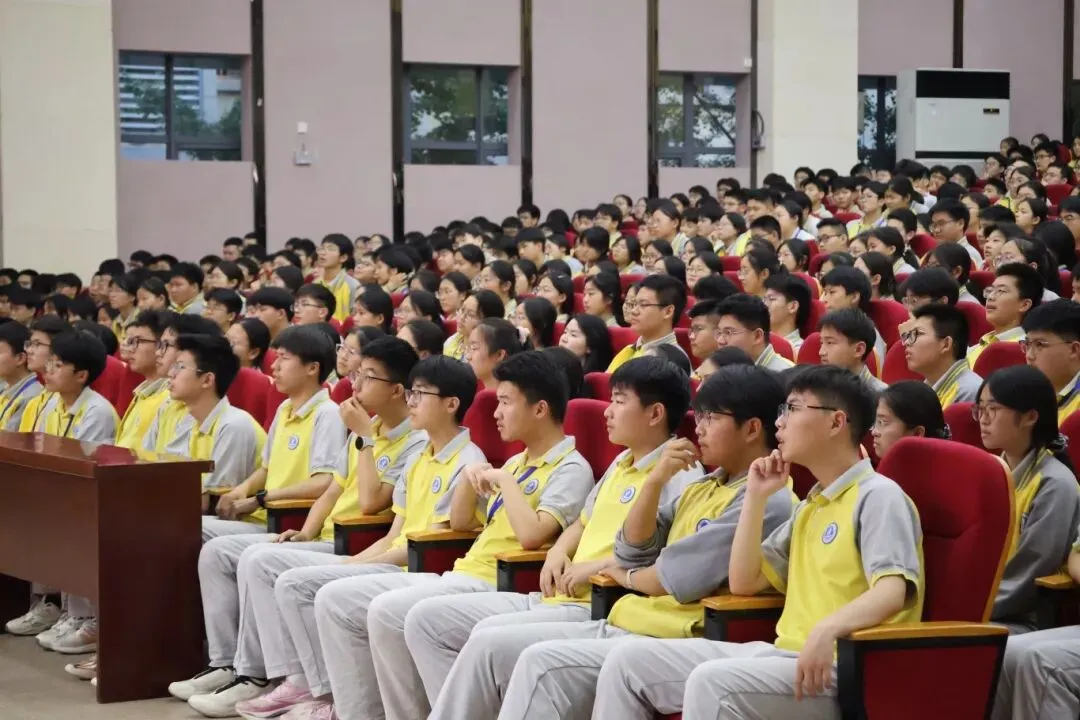 凝心聚力迎中考  温情相伴踏征程——涟水县淮文外国语学校滨河校区初三级部开展“激战零食场,轻松战考场”冲刺暖心活动-第7张图片-四季读书网