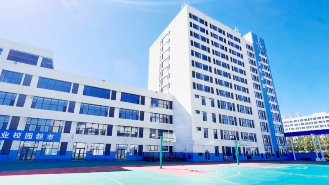 中考分数不理想?沈阳万业【高考升学 + 校企定向班】升学就业双向兜底-第1张图片-四季读书网