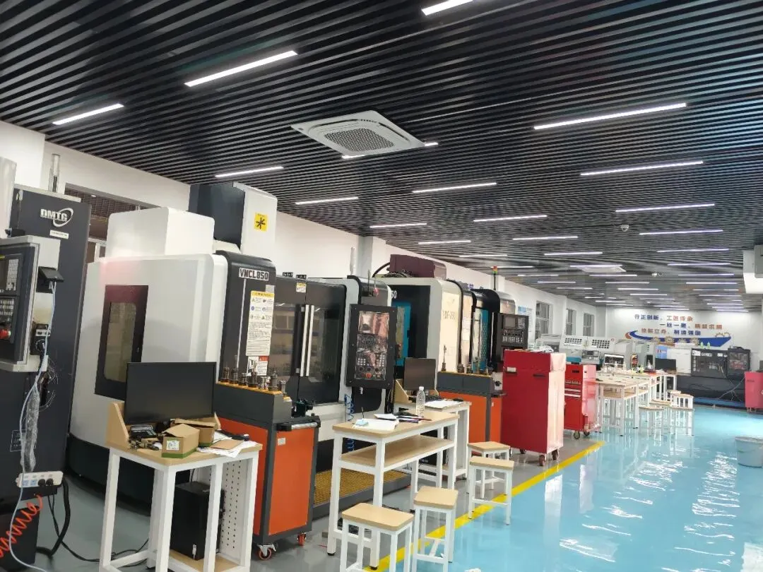 中考落榜不用愁!自治区双优公办,广西第一工业学校,男女专属专业任选-第2张图片-四季读书网
