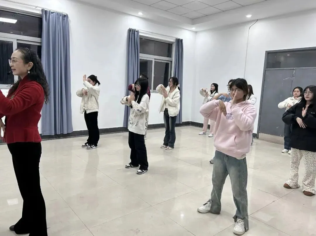 中考招生季 | 欢迎报考南通开放大学经济管理学院!-第44张图片-四季读书网