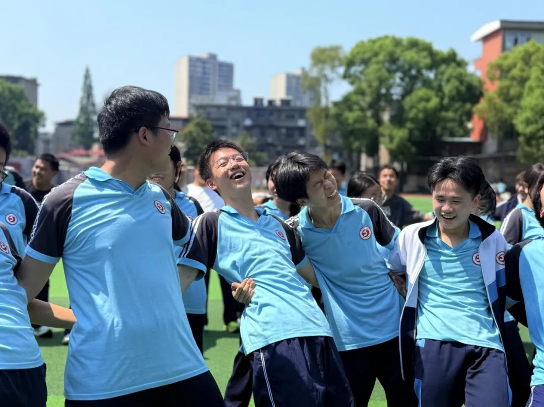 抚心赋能逐前程 轻装上阵迎中考——株洲市第五中学开展初三考前拓展减压活动-第14张图片-四季读书网