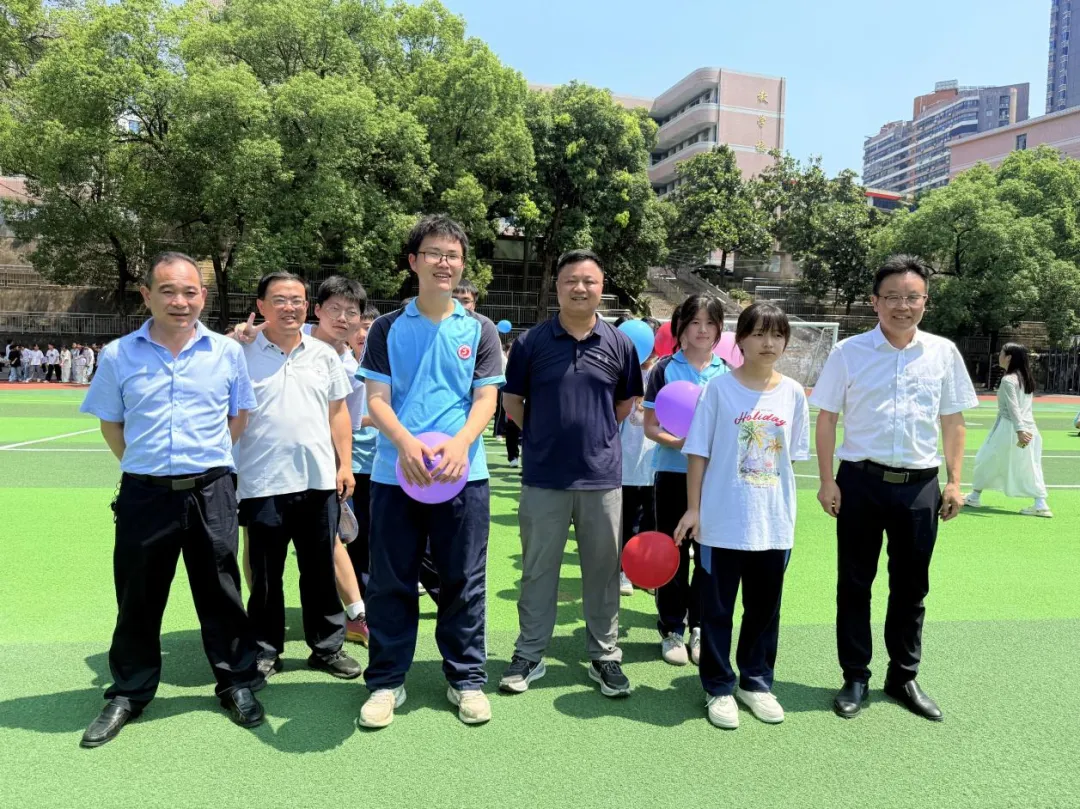 抚心赋能逐前程 轻装上阵迎中考——株洲市第五中学开展初三考前拓展减压活动-第18张图片-四季读书网