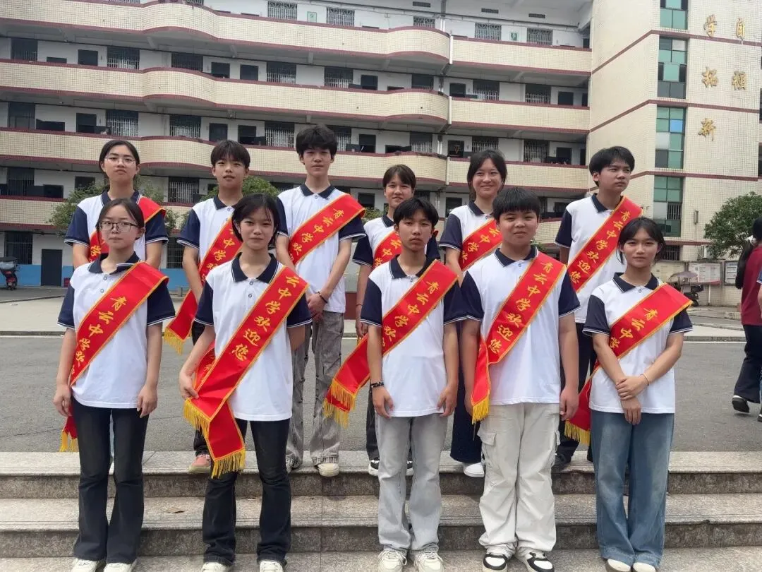 携手护航中考路 精准填报助圆满——五峰铺镇青云中学九年级志愿填报专题家长会圆满召开-第23张图片-四季读书网