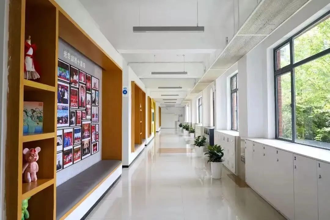 不用内卷中考!这条名校捷径藏在光华剑桥-第4张图片-四季读书网
