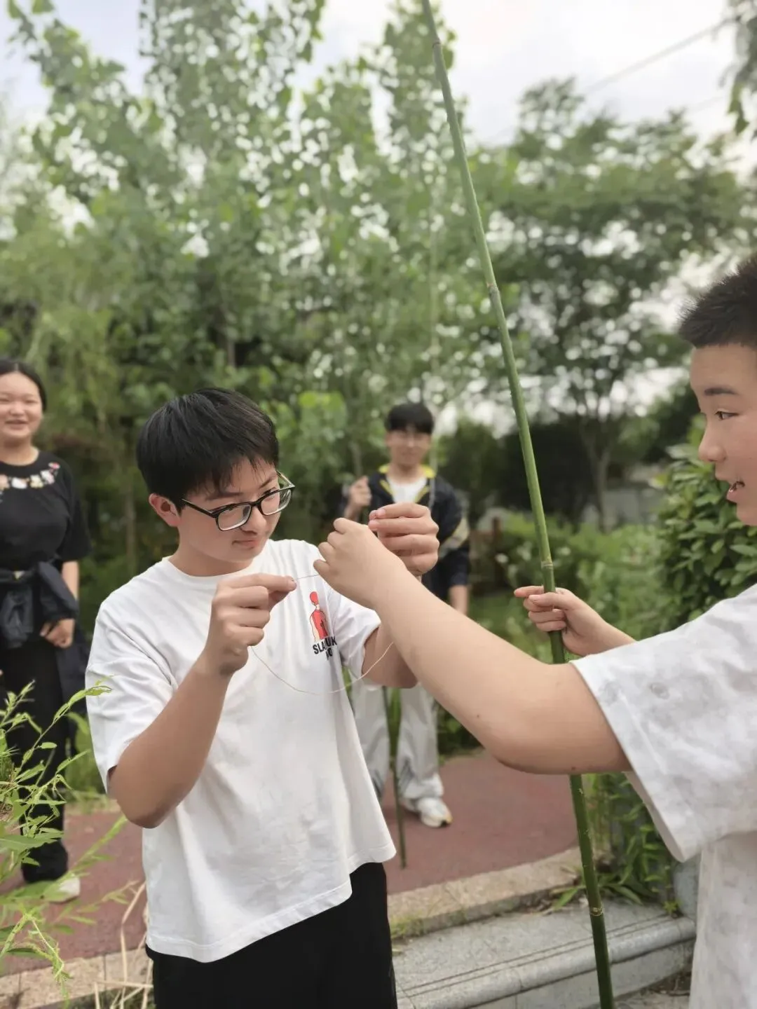 解压释负暖校园,凝心聚力迎中考——程桥初中九年级“和畅”龙虾节圆满举行-第32张图片-四季读书网