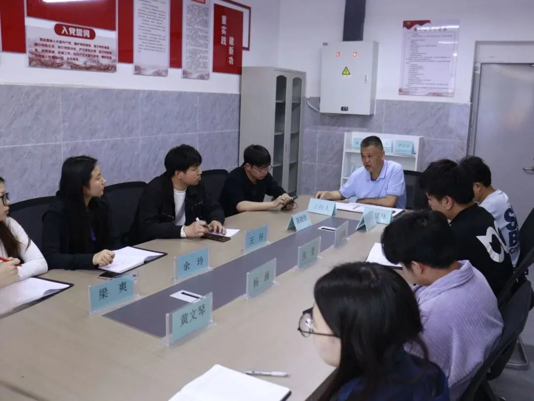 【班主任例会】凝心聚力,护航中考——为华学校召开中考考前班主任专题工作会议-第15张图片-四季读书网