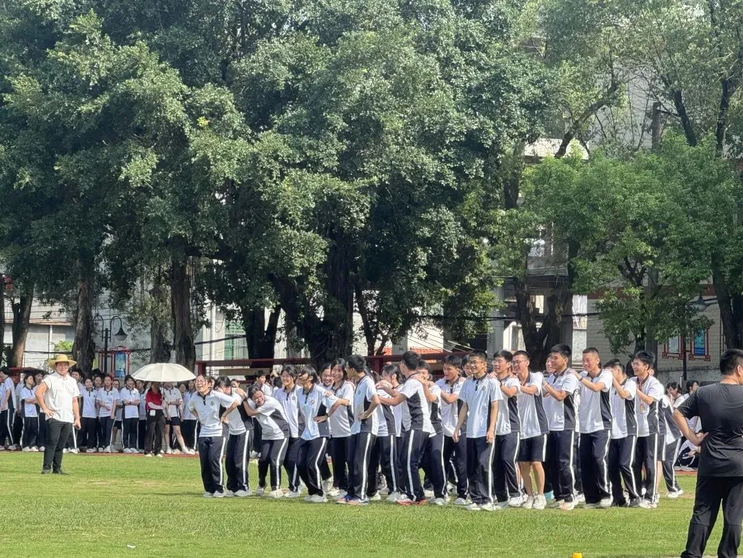 减压赋能 赢战中考 ‖ 源城区新江路中学九年级户外减压活动-第34张图片-四季读书网