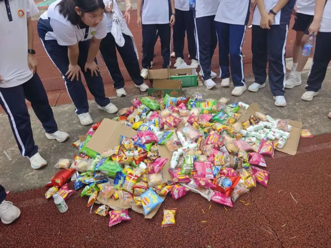 减压赋能 赢战中考 ‖ 源城区新江路中学九年级户外减压活动-第85张图片-四季读书网
