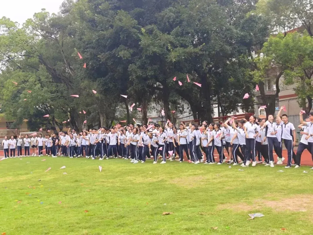 减压赋能 赢战中考 ‖ 源城区新江路中学九年级户外减压活动-第104张图片-四季读书网