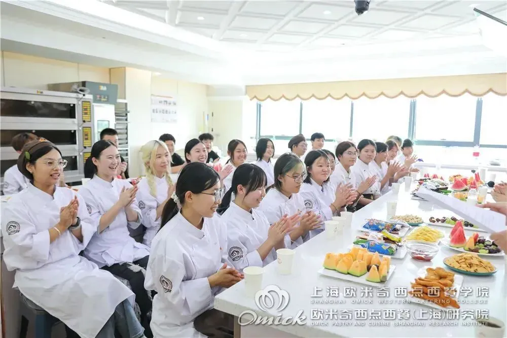 中考不只是考孩子,家长更要为孩子找准方向-第13张图片-四季读书网