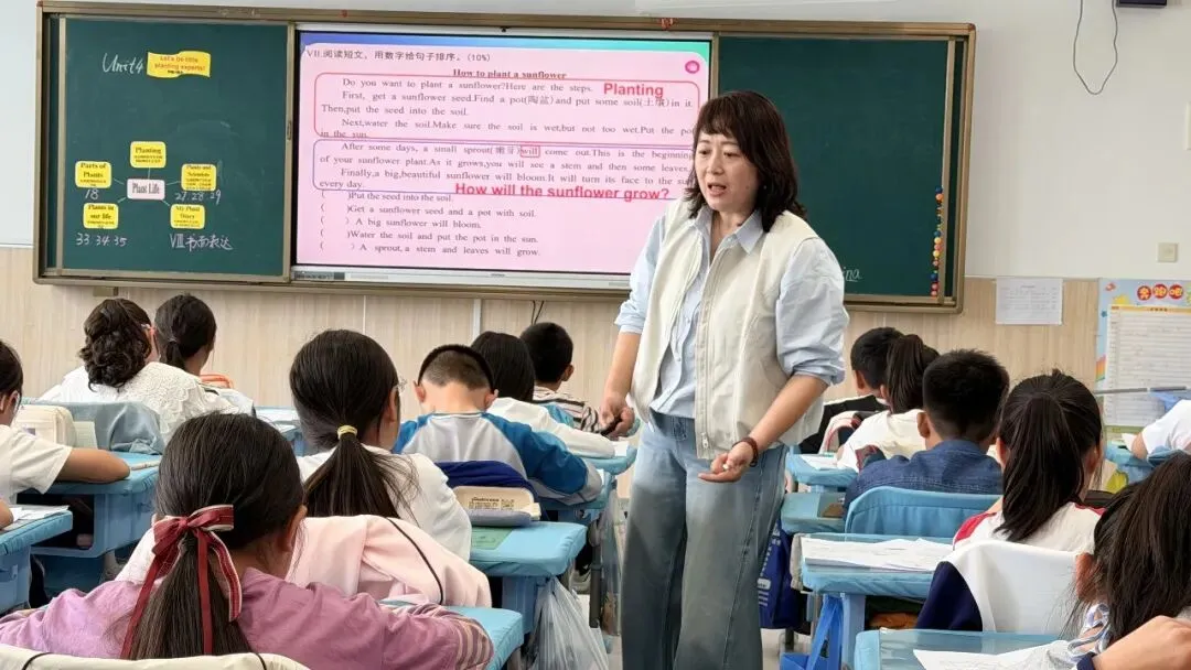 研磨课堂提素养,讲评试卷促精进——李沧区英语教研员姜伟娜老师莅临我校开展示范课教研活动-第20张图片-四季读书网