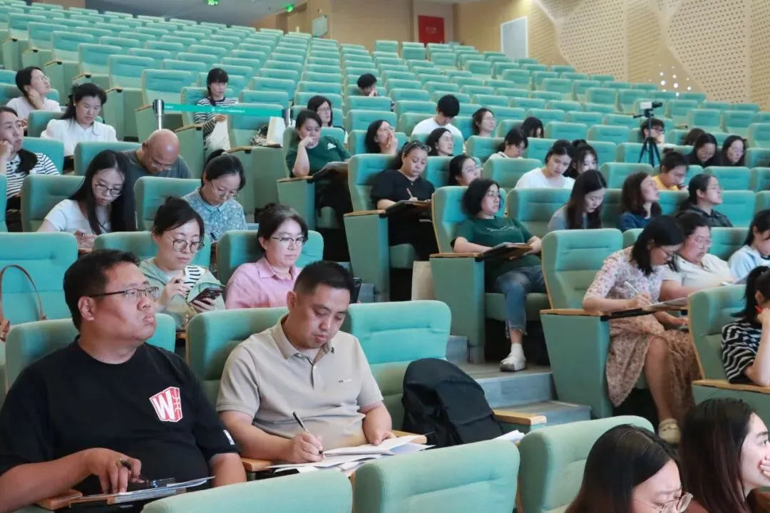 精准研思谋高效 凝心聚力战中考——奉贤区九年级数学复习教研活动在师大附中举行-第20张图片-四季读书网