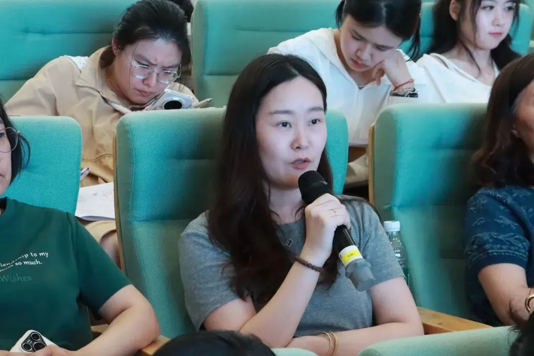 精准研思谋高效 凝心聚力战中考——奉贤区九年级数学复习教研活动在师大附中举行-第25张图片-四季读书网
