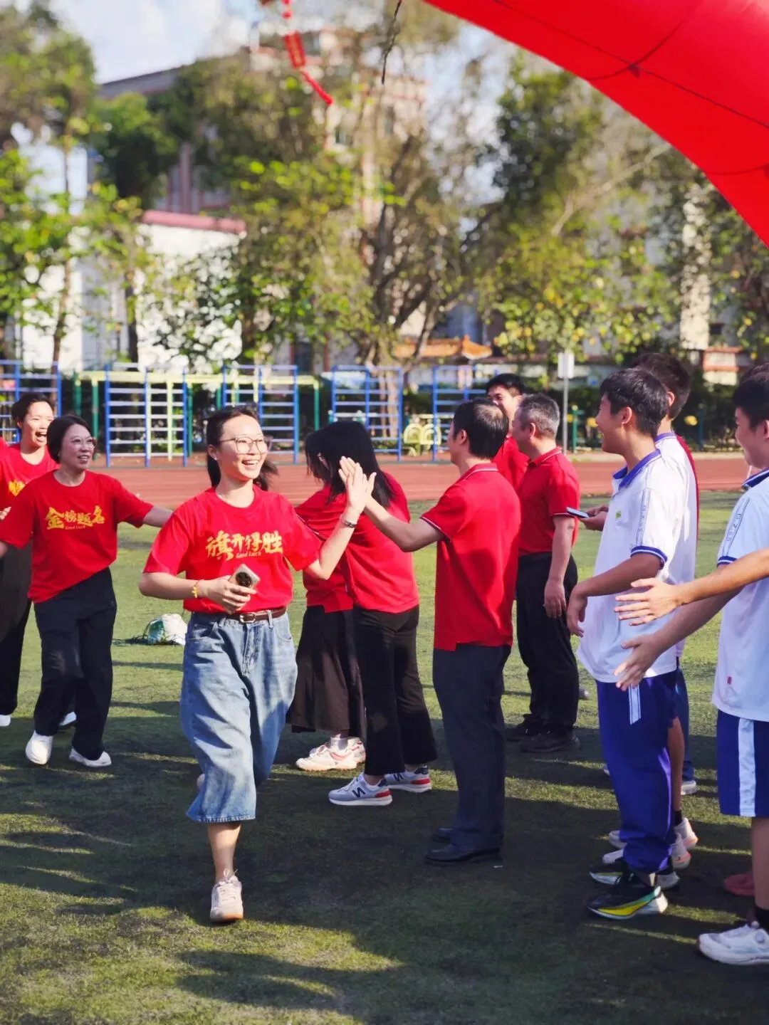 燃情逐梦 誓战中考|广州市第六十五中学中考三十天冲刺誓师圆满举行!-第31张图片-四季读书网