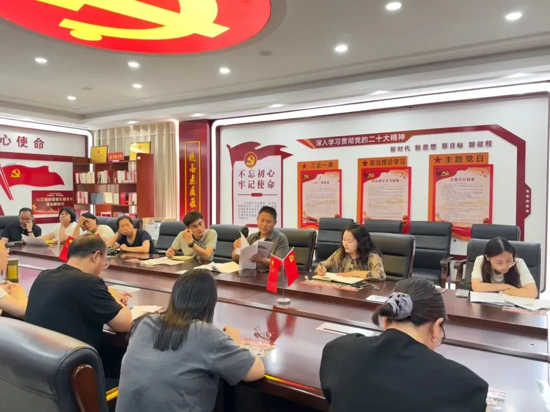 【润行】砺兵蓄力迎盛夏 奋楫扬帆战中考——郯城县育才中学召开二轮成绩分析会商会-第6张图片-四季读书网
