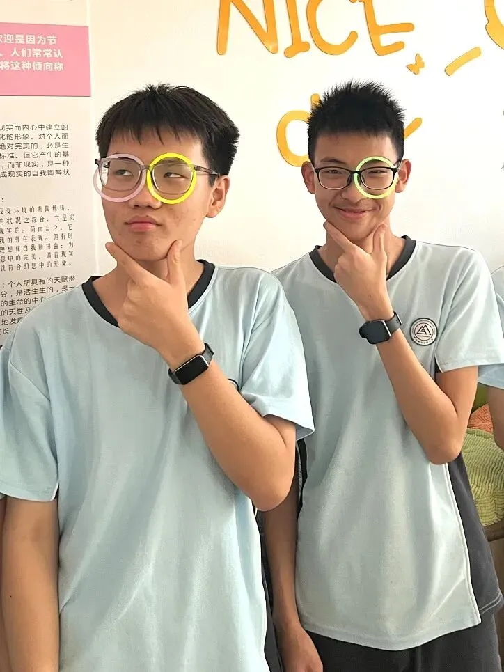 中考倒计时,别人刷题,我们开麦,用一首歌治愈奋力前行的自己-第8张图片-四季读书网