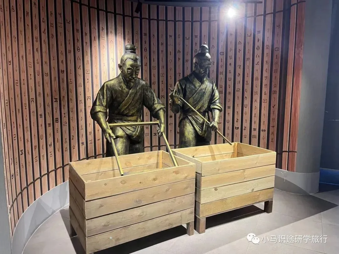 【中考假长途】夜宿书海|四大发明展览馆+古法造纸+古登堡印刷+活字印刷+仓颉造字+夜宿言几又+图书管理员职业体验+伪满皇宫+这有山-第15张图片-四季读书网