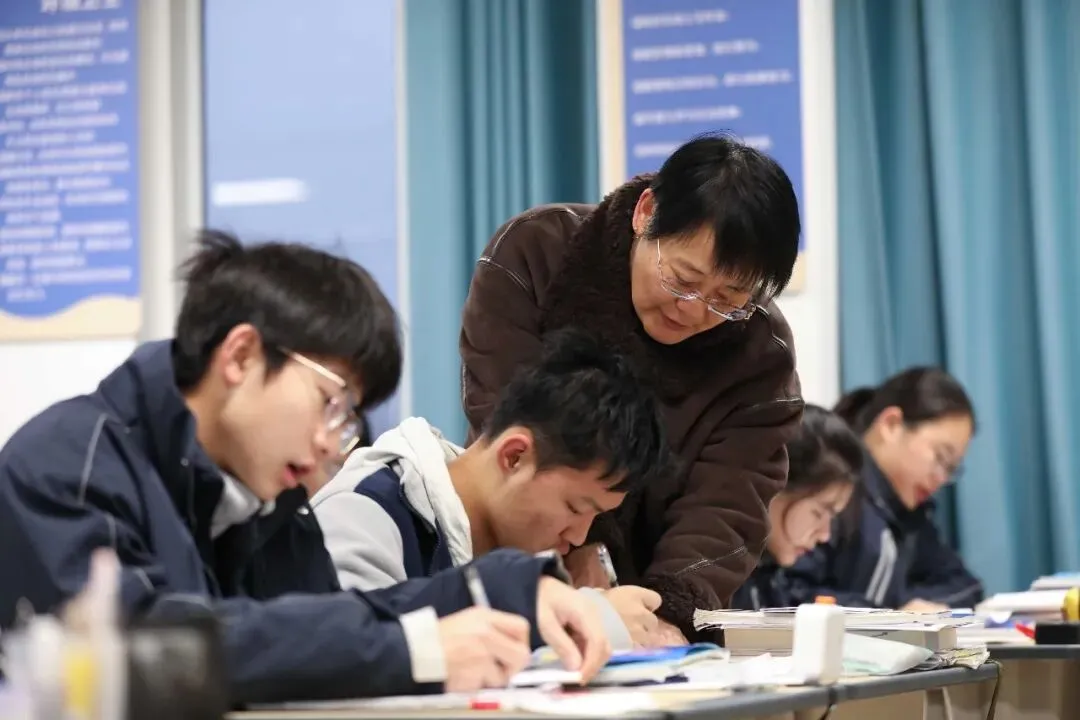中考二模成绩已出!带上孩子去这所学校看看!-第8张图片-四季读书网