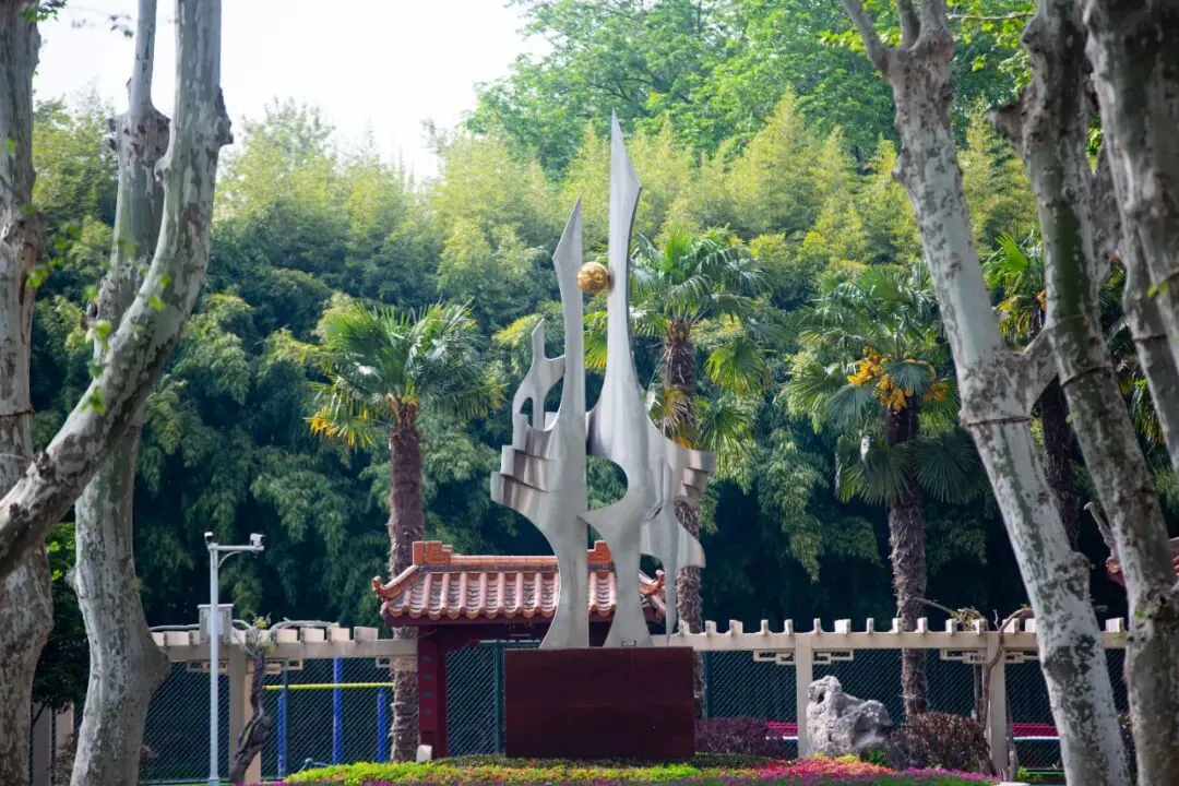 中考二模成绩已出!带上孩子去这所学校看看!-第12张图片-四季读书网
