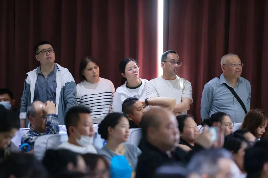 中考二模成绩已出!带上孩子去这所学校看看!-第14张图片-四季读书网