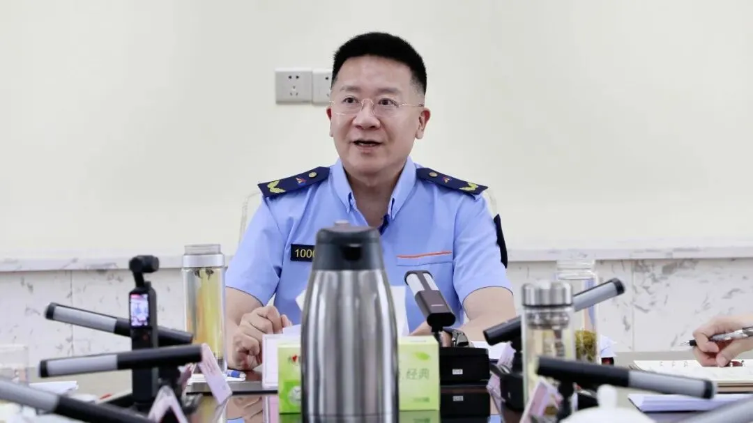 全力护航逐梦路!内江公交集团召开高中考运输保障工作会-第11张图片-四季读书网