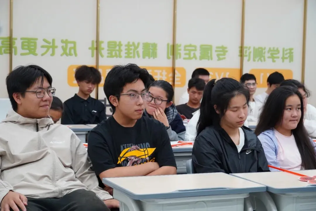 以梦为帆,决胜中考|悦来教育光谷校区初三私教毕业欢送会|满载温情,奔赴考场-第12张图片-四季读书网