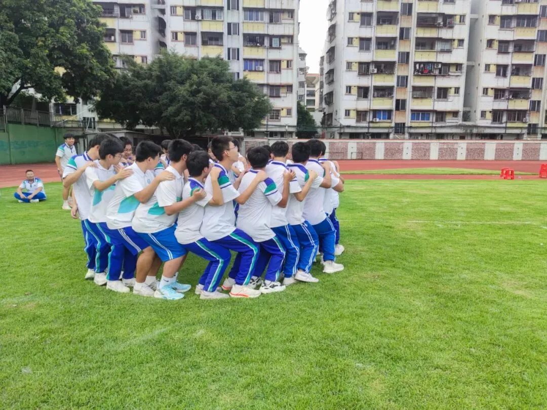 乘风破浪  逐梦中考——西南四中初三学子考前减压心理团辅活动圆满落幕-第7张图片-四季读书网