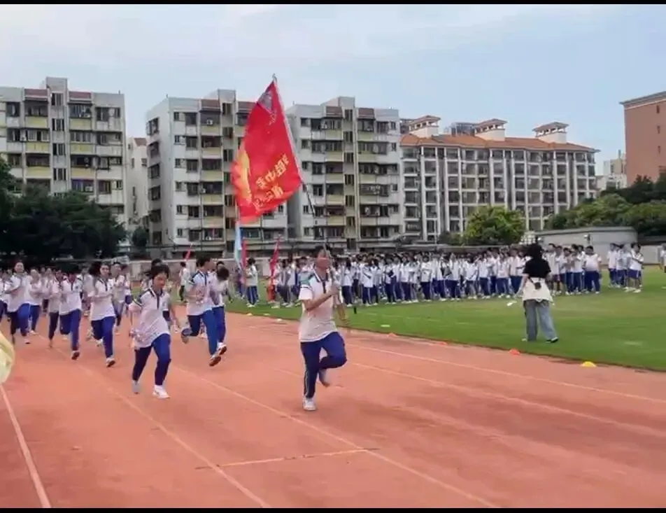 乘风破浪  逐梦中考——西南四中初三学子考前减压心理团辅活动圆满落幕-第44张图片-四季读书网