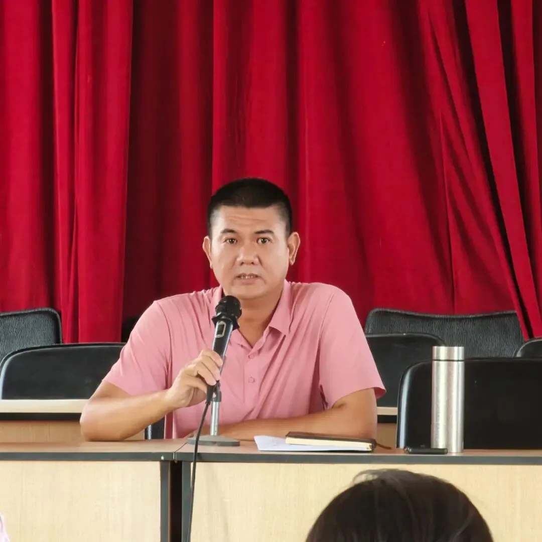 聚焦中考志愿  共筑美好未来——2026年陆丰市上英中学中考志愿填报咨询会圆满举行-第9张图片-四季读书网