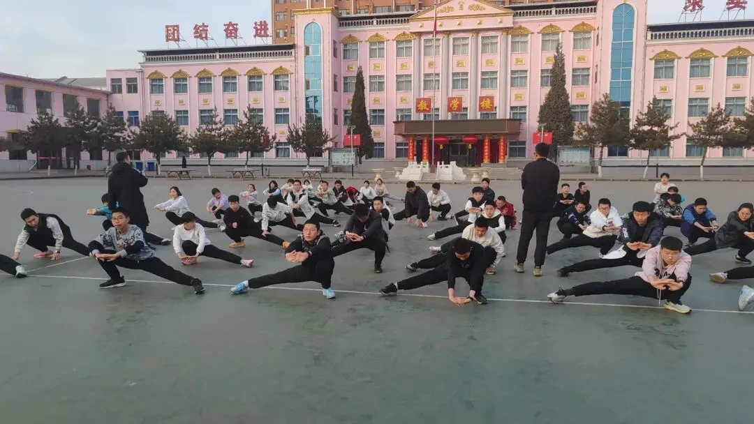 2026年达峰奇中考体育暑假训练及报名安排-第14张图片-四季读书网