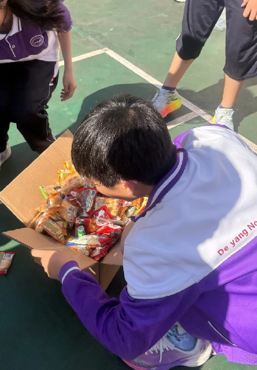 清风伴童趣·暖心释压力——德阳七中开展中考考前心理解压调适系列活动-第21张图片-四季读书网