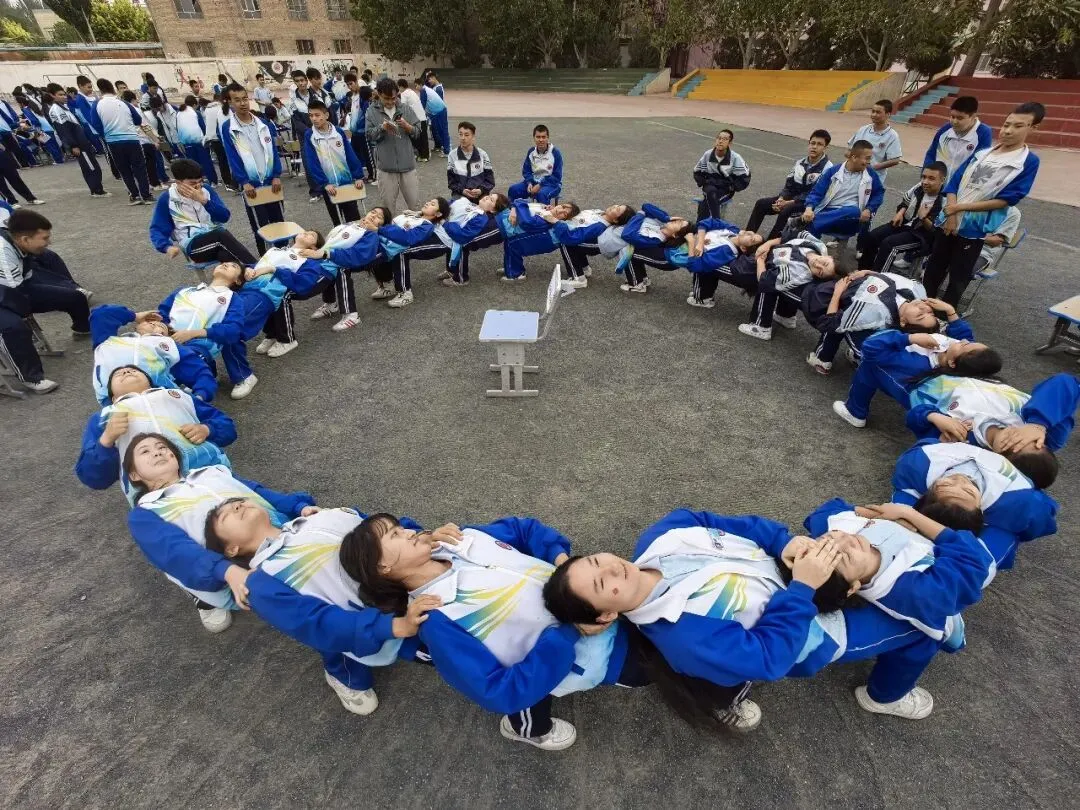 聚力战中考逐梦向未来|——库车市第六中学中考备考系列活动暖心启幕-第8张图片-四季读书网